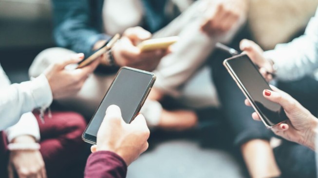 How Innovation, Connectivity, and Online Systems Are Transforming Society Introduction to the Digital World